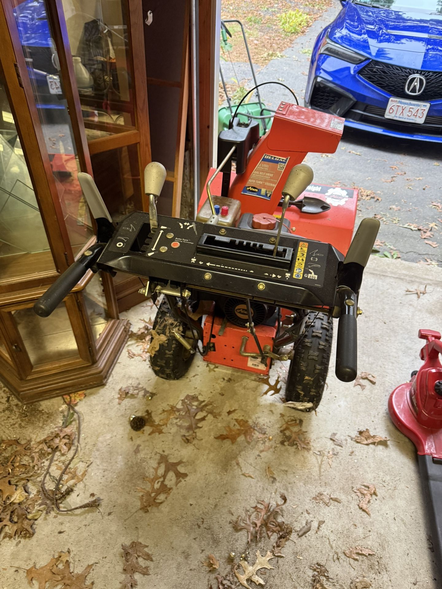 Ariens 28 Inch Snow Blower