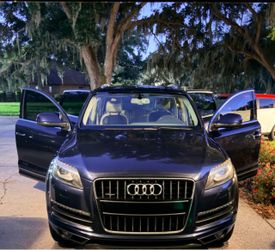 Audi Q7 SUV