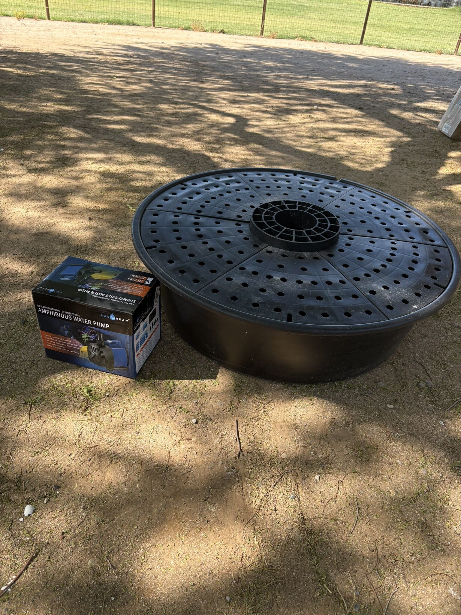 Fountain Base with Pump