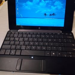 HP Mini 110-1116nr. This is a netbook, part of the HP Mini 1000 series. It features an 11.6-inch screen and a 16GB SSD