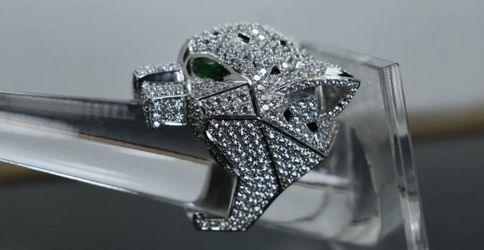 Panther ring
