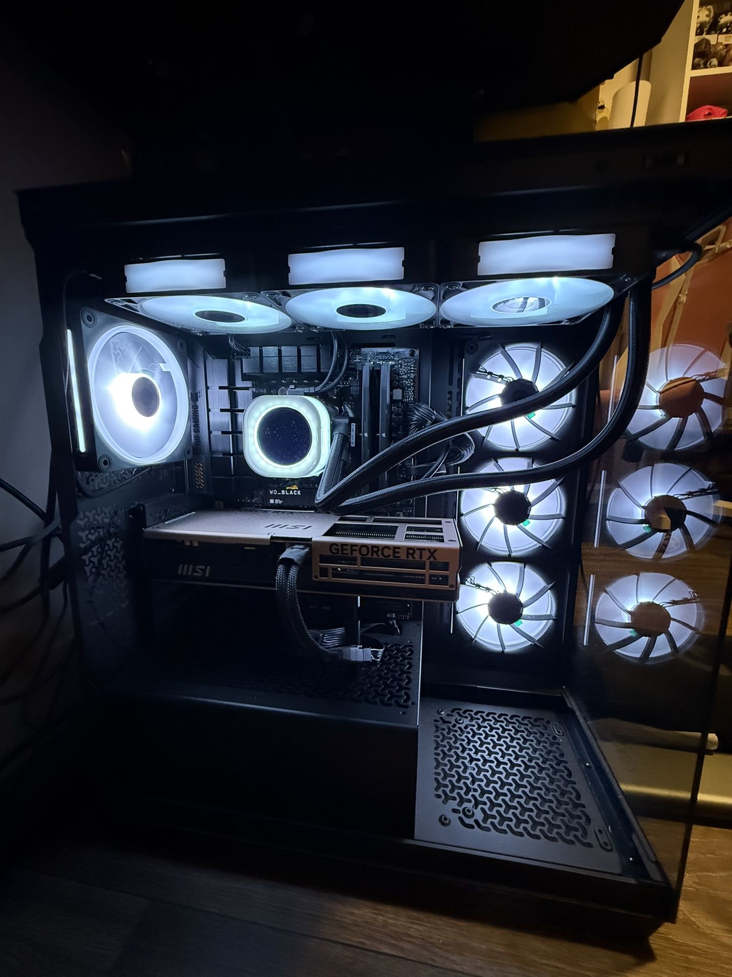 RTX 5070 ti gaming pc