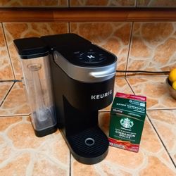Keurig K-Supreme Single Serve Coffee Maker With New Starbucks Coffee Pods
