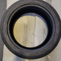 235/45R18 Tire Llanta (USED)