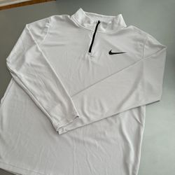 NIKE Shirt