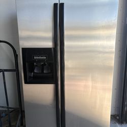 Refrigerator Whirlpool 36 Inches 