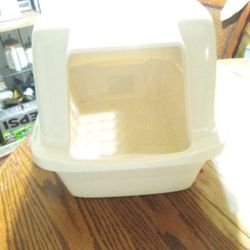 Extra Large Enclosed Cat Litter Box