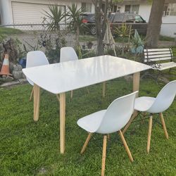 Table With Four Chairs