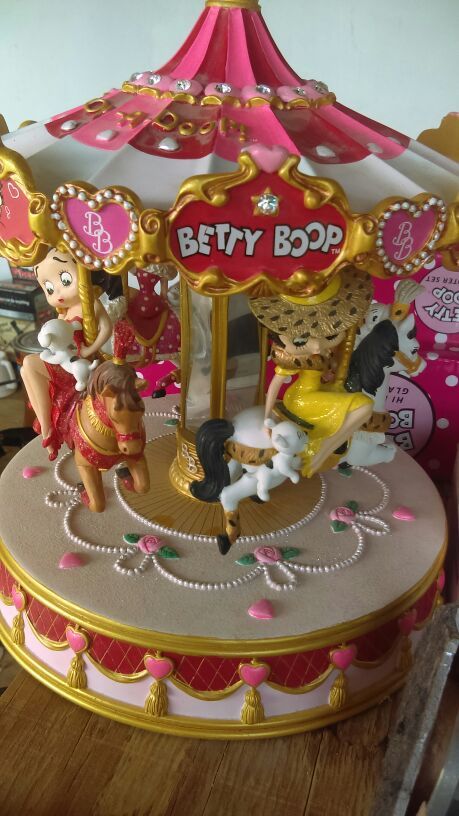 Betty boop carousel clip art Betty boop carousel clip art