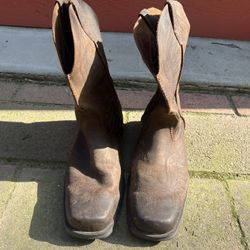 Men’s Area Boots Size 11 
