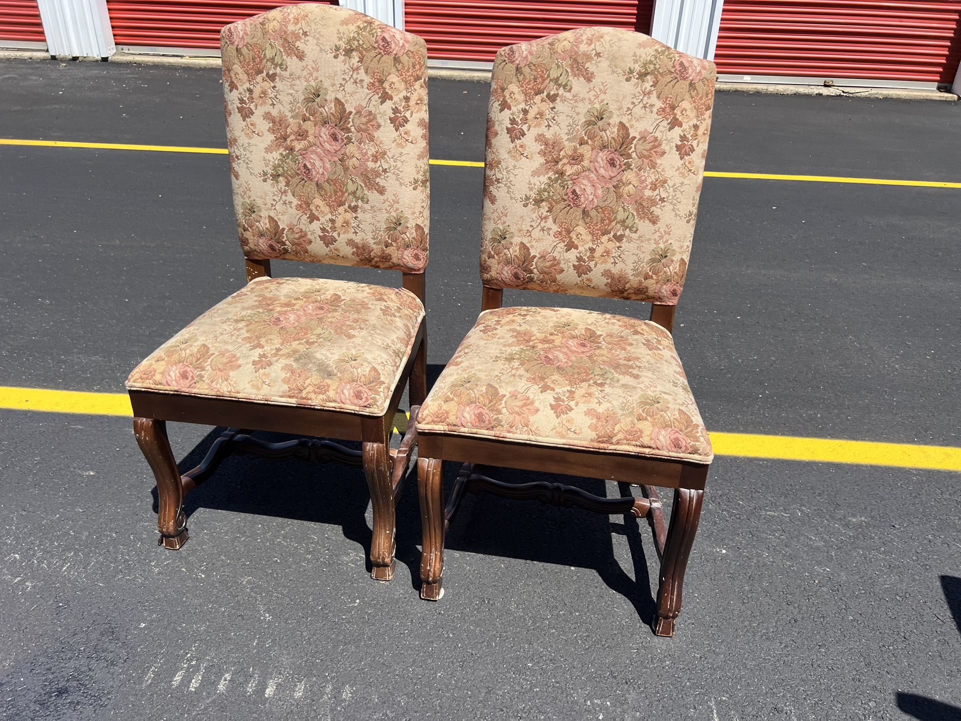 2 Chairs
