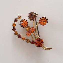 Vintage Brooch / Pin