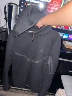 black nike tech