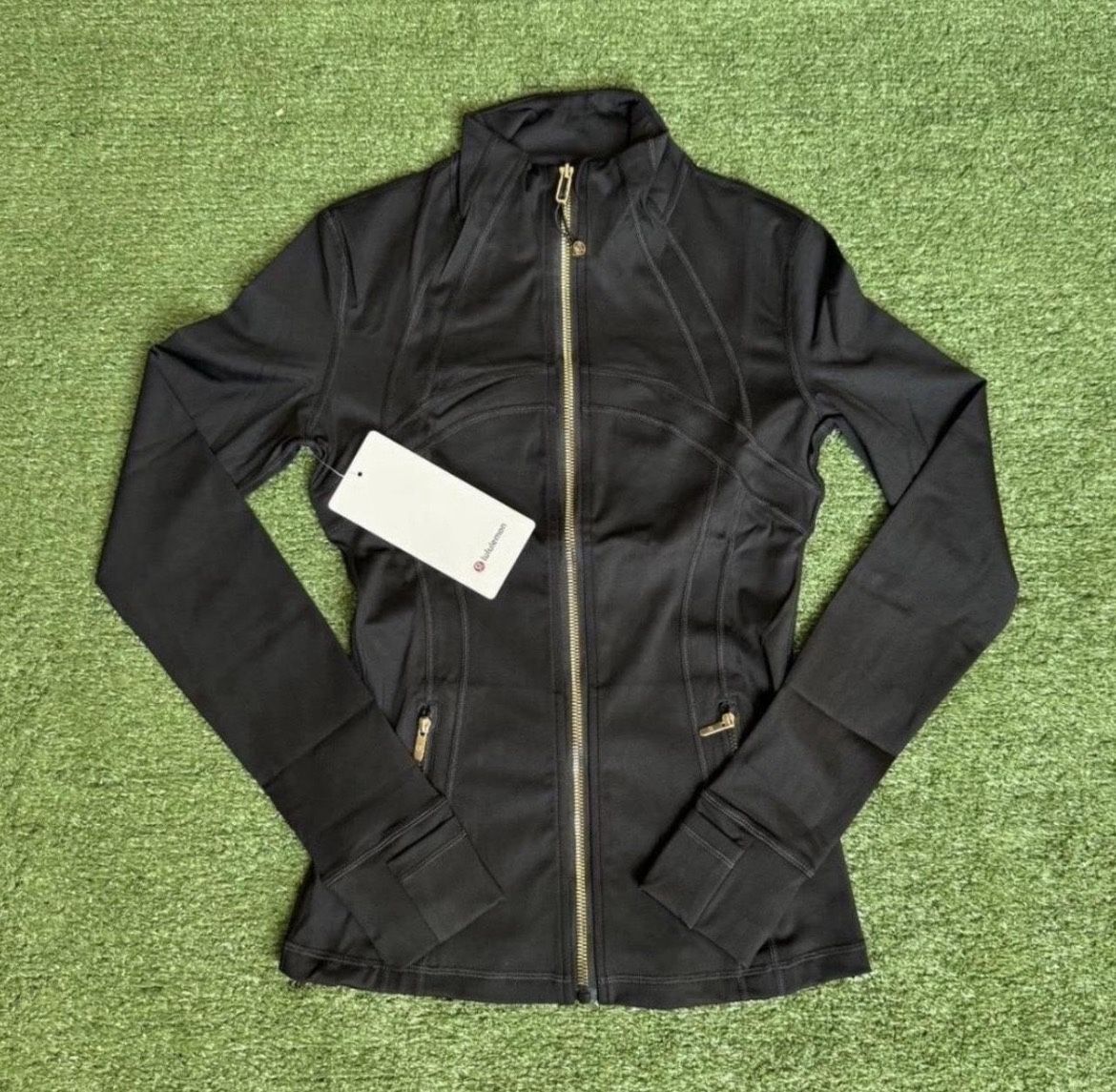 lululemon define jacket size 2,4,6,8