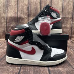Size 10.5 - 2019 Men’s Jordan 1 Retro High OG Gym Red 555088-061 “ TRIED ON”