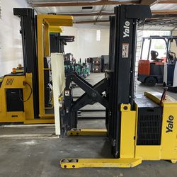 2013 Yale Reach Stacker Forklift 