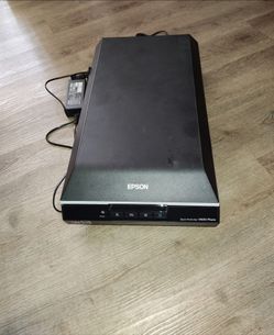 Epson Perfection V600 Photo Scanner For Sale