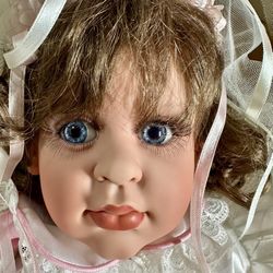 Large Collection,fayzah Spanish, Rustie, Gloria Vader Built, Janis Bernard Doll, “MAKE OFFER”