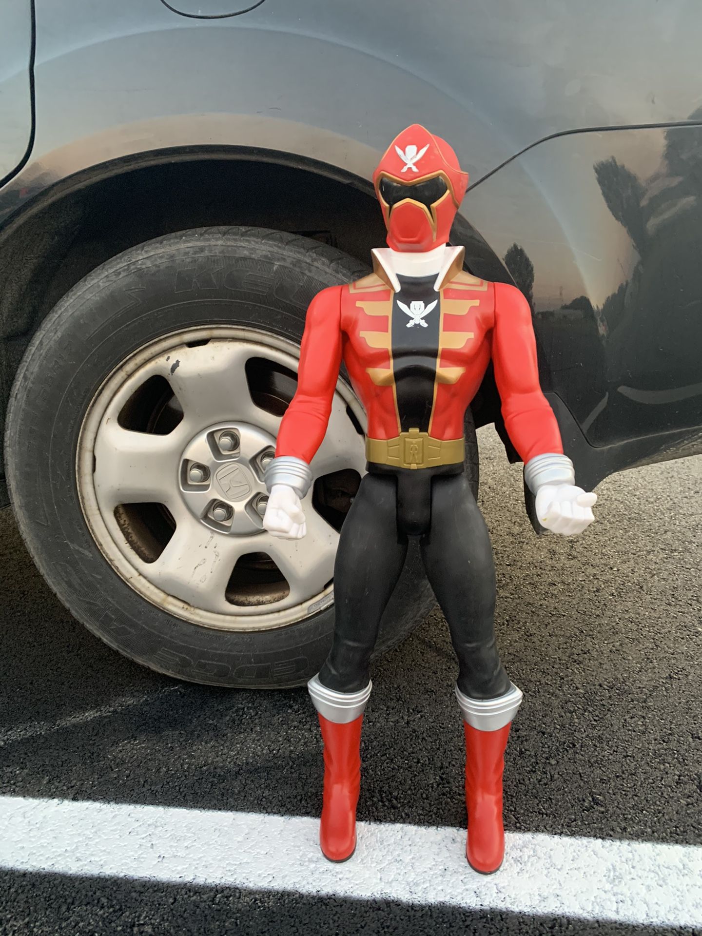 Giant power ranger