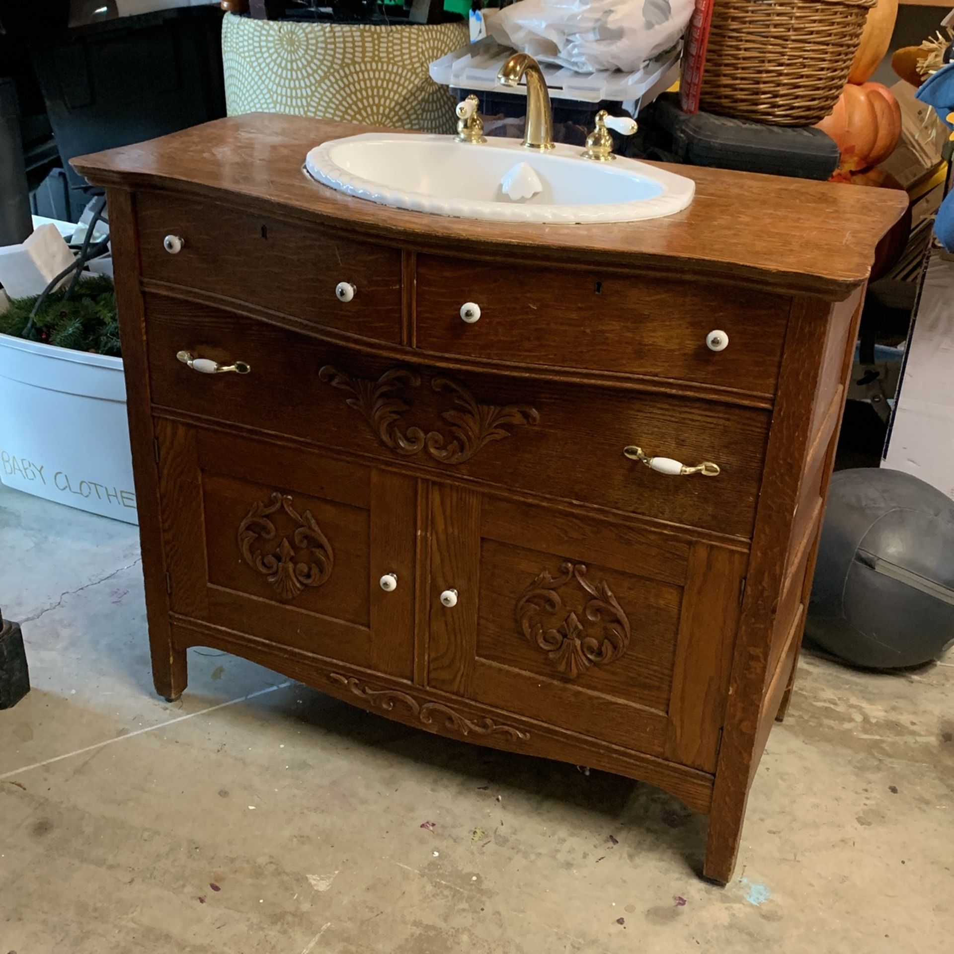 Bathroom Vanity with sink