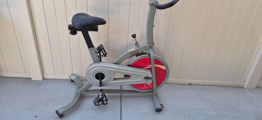 Cycling exercise bike