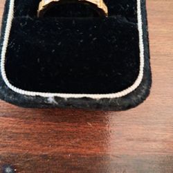 Womans  ring