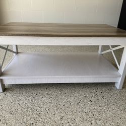 Modern Farmhouse Coffee Table with Storage, Gray Wash