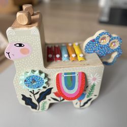The Manhattan Toy Company Musical Llama