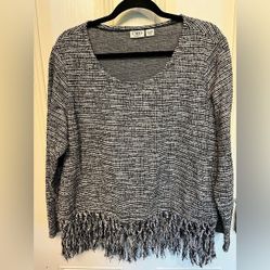 Cato Long Seeve Scoop sak Fringe Sweater Size 22/24