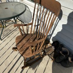 Rocking Chair 