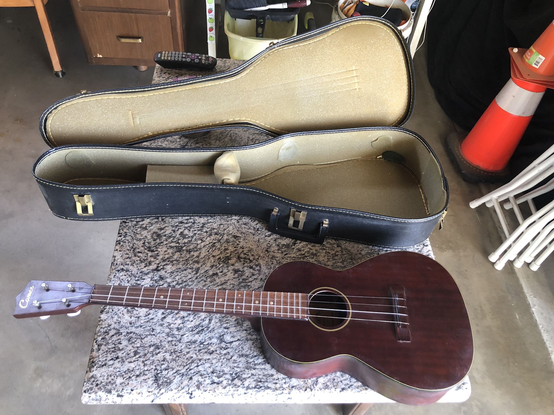 Cameo Mini Guitar - Made In Japan