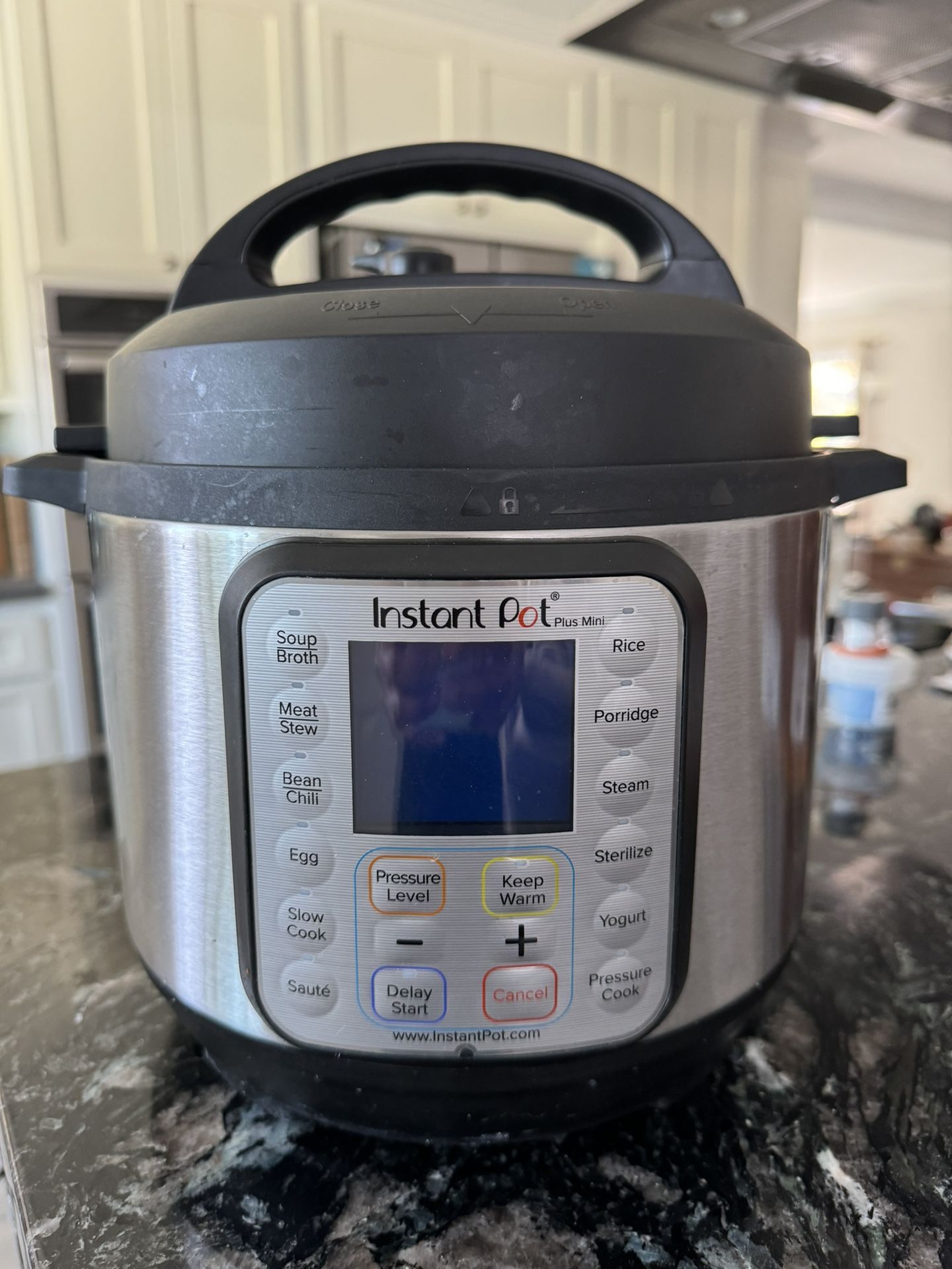 Instant Pot Plus Mini (3 Quarts)
