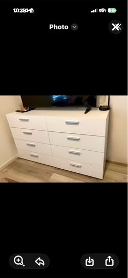 🥰BEAUTIFUL WHITE COLOR FULL  SIZE BEDROOM SET: BED FRAME, DRESSER🥰