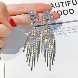 Luxury 9.5cm Chandelier Crystal Rhinestone Earrings.