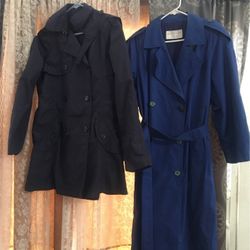 Rain Jackets 🧥 2/$5 Medium 