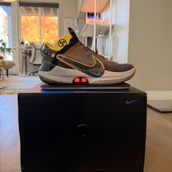 Nike BB Adapt - Size 9.5 - MEN