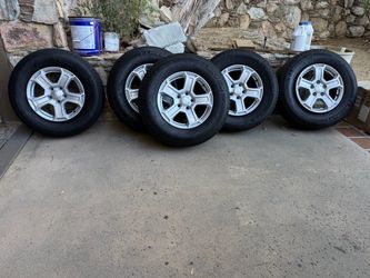 Nearly new Michelin tires and Jeep wheels - Qty. 5