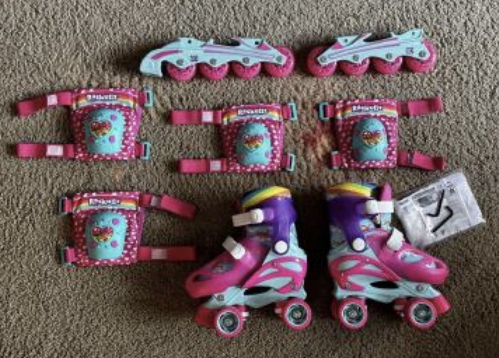 Kid girl’s roller skate