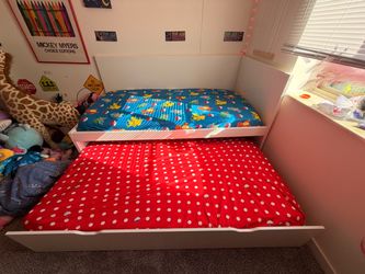 TRUNDLE BED