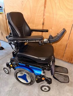 Electric Powered Chair/Scooter