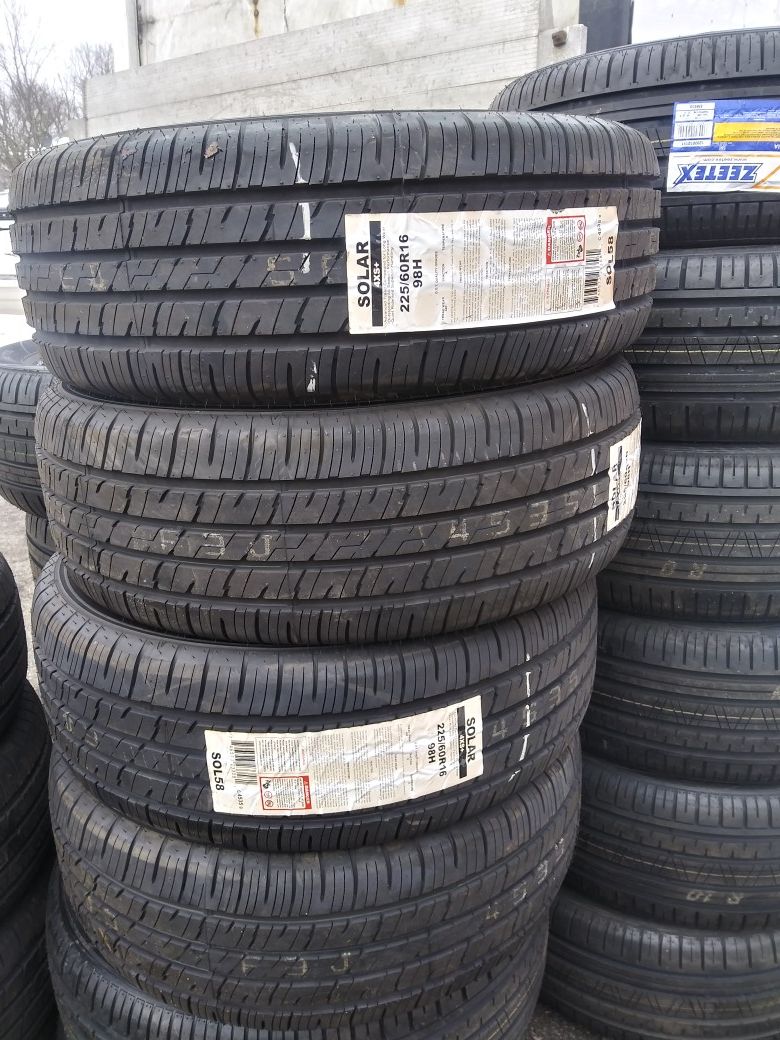 2256016 new tires all weather see pictures