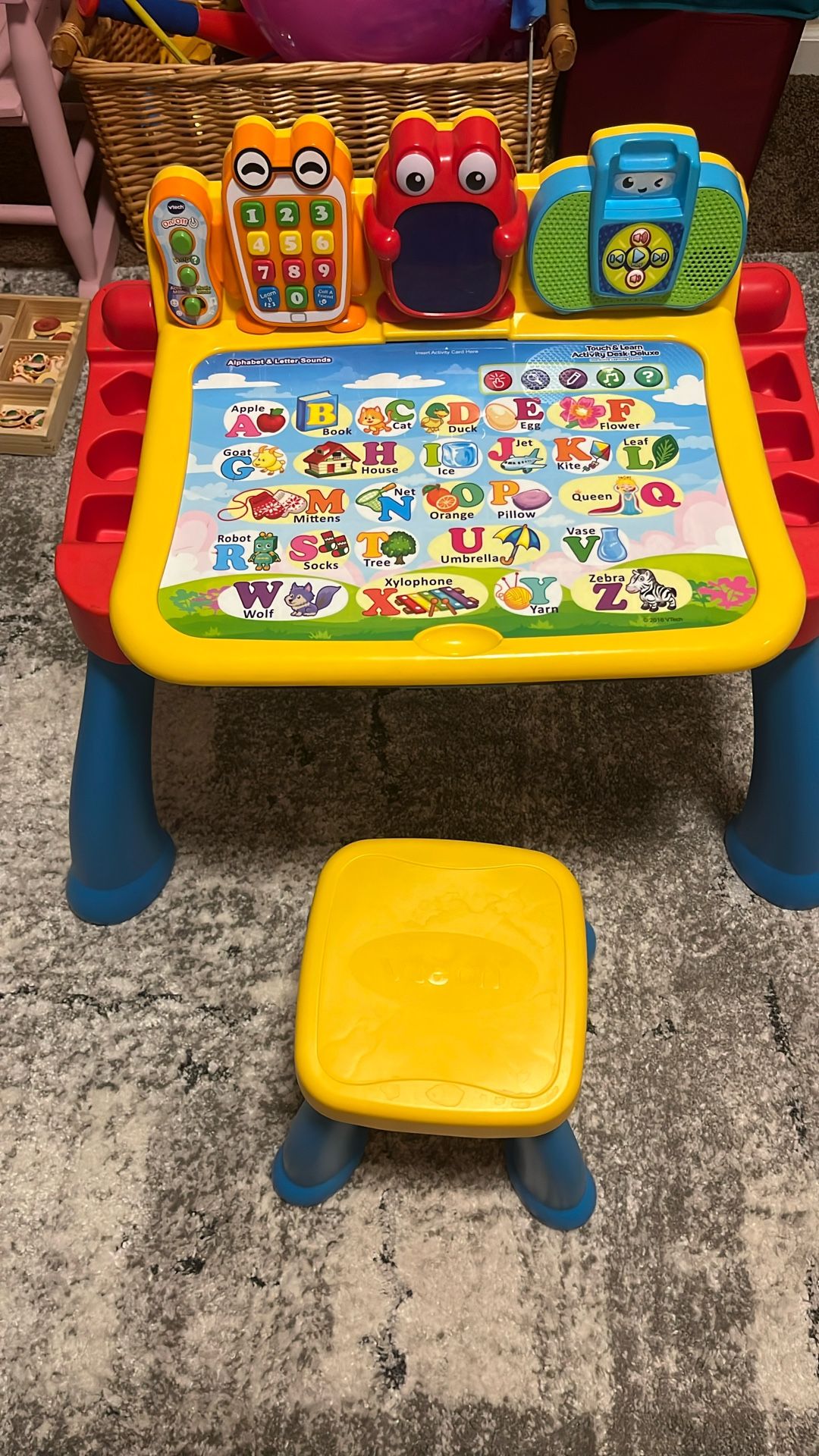 Kids VTech Touch and Learn Activity Desk