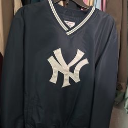 Yankees windbreaker