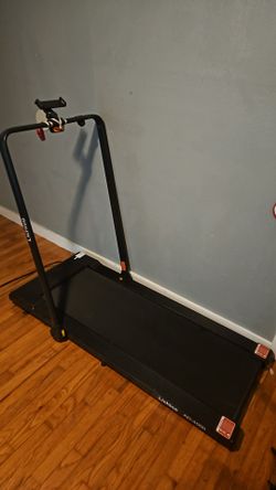 Lichico AD-4000 folding treadmill