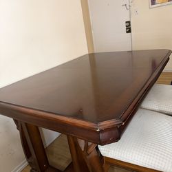 Thomasville Cherry Wood Extendable Dining Table Set – Queen Anne / Italian Provincial Style