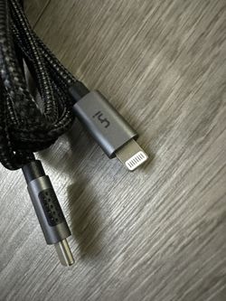 USB-C to Lightning Cable (3 meters) MFi-Certified), Braided Nylon Lightning Cable, Fast Charging
