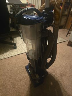 Shark navigatoe swivel plus
