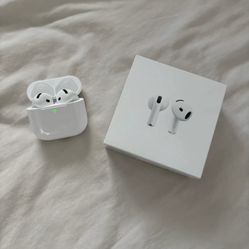 Air Pods 4s