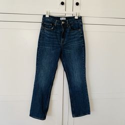 Zara High Rise Straight Jeans Size 6