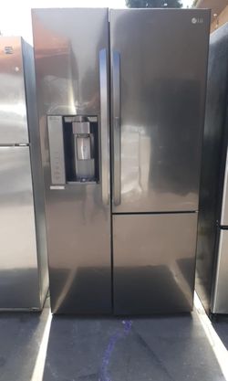 LG Side-by-Side Black Stainless Refrigerator Fridge
